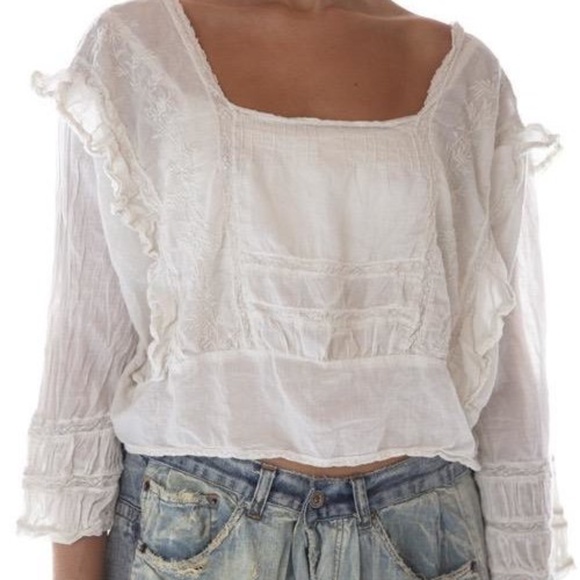 Magnolia Pearl Lucia Lace Embroidered Blouse in Moonlight - Picture 11 of 12